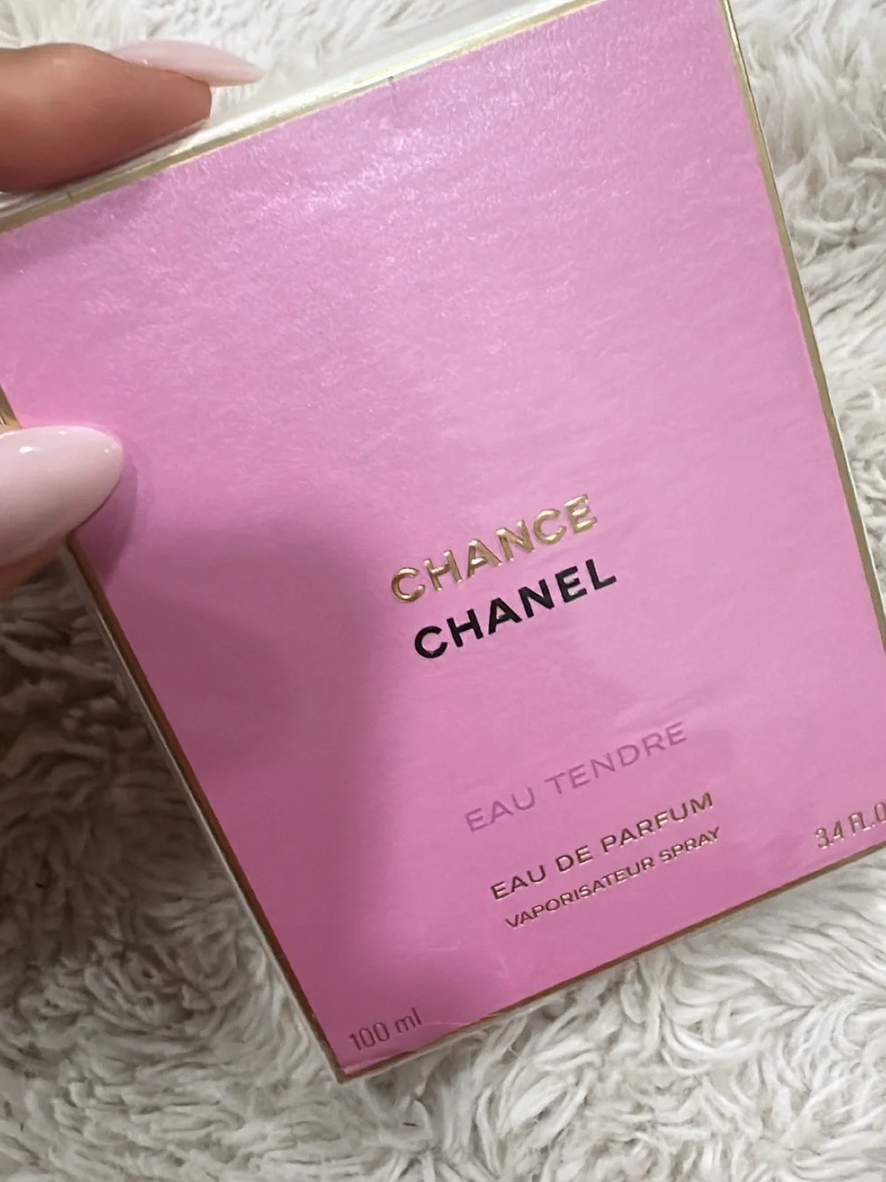 CHANEL Chance Eau Tendre — Soft Pink Fragrance Bottle